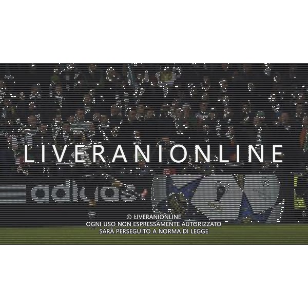 Celtic Park Glasgow Celtic v Juventus (0-3) Champions League First knockout round 12/02/13 Claudio Marchisio celebrates after putting Juventus 2-0 up Photo: Roger Parker Fotosports International ©Photoshot/AGENZIA ALDO LIVERANI SAS-ITALY ONLY - EDITORIAL USE ONLY