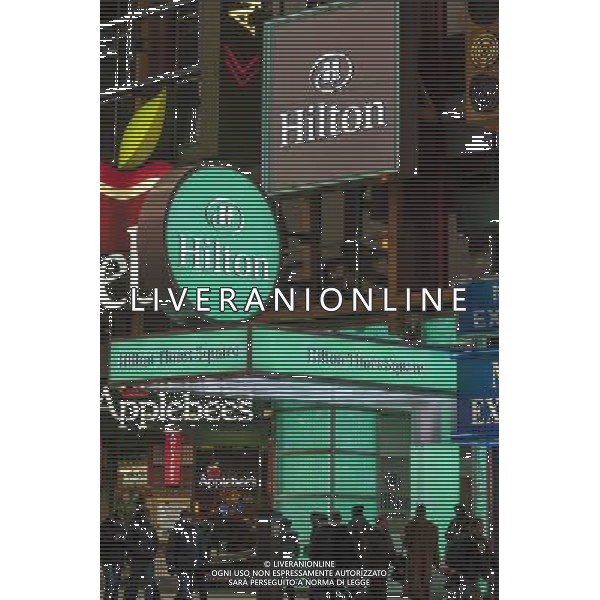 L\'ingresso recentemente rinnovato del Times Square Hotel Hilton a New York il Marted“, 12 febbraio 2013. (Richard B. Levine) ©Photoshot/AGENZIA ALDO LIVERANI SAS-ITALY ONLY - EDITORIAL USE ONLY
