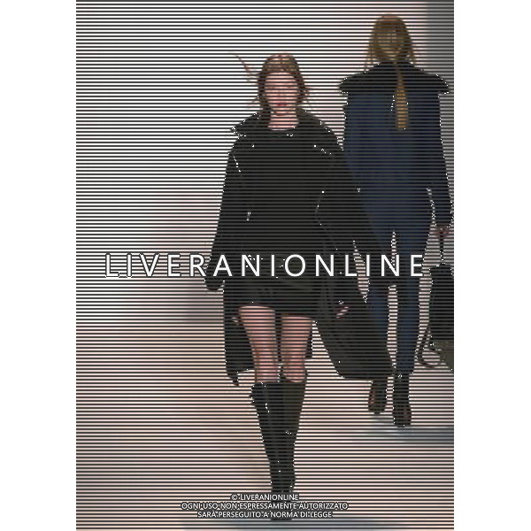(130213) -- NEW YORK, Feb. 13, 2013 () -- Models present creations during the RACHEL ZOE 2013 Fall collections show at the Mercedes-Benz Fashion Week in New York, Feb. 13, 2013. (/Wang Lei) ©Photoshot/AGENZIA ALDO LIVERANI SAS-ITALY ONLY - EDITORIAL USE ONLY