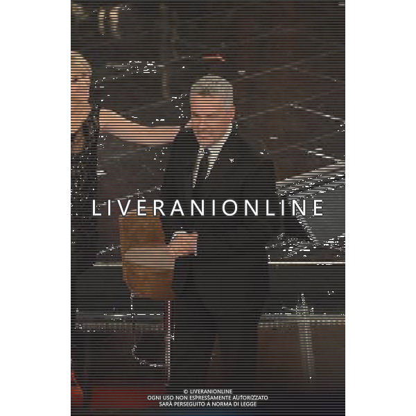 63mo Festival della canzone italiana di Sanremo Terza Serata 14 febbraio 2013 nella foto Luciana Littizzetto e Roberto Baggio ©/AGENZIA ALDO LIVERANI SAS