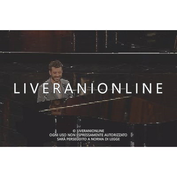 63mo Festival della canzone italiana di Sanremo Terza Serata 14 febbraio 2013 nella foto Daniele Silvestri ©/AGENZIA ALDO LIVERANI SAS