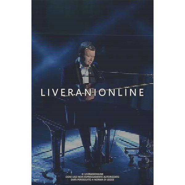 63mo Festival della canzone italiana di Sanremo Terza Serata 14 febbraio 2013 nella foto Raphael Gualazzi ©/AGENZIA ALDO LIVERANI SAS