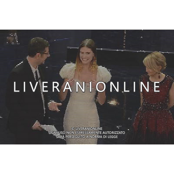 63mo Festival della canzone italiana di SanRemo Quinta Serata Finale 16 febbraio 2013 nella foto Fabio Fazio Bianca Balti e Luciana Littizzetto ©/AGENZIA ALDO LIVERANI SAS