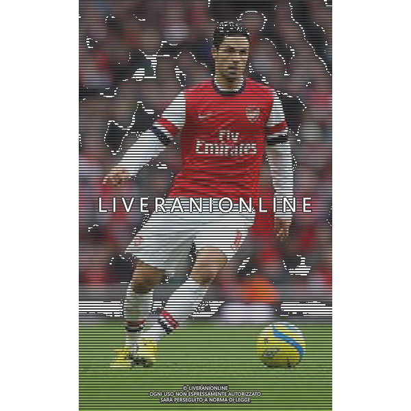 Arsenal\'s Mikel Arteta - Credit - CameraSport - Karyn Haddon - Football - FA Challenge Cup Fifth Round - Arsenal v Blackburn Rovers - Saturday 16th February 2013 - Emirates stadium - London © CameraSport - 43 Linden Ave. Countesthorpe. Leicester. England. LE8 5PG - Tel: +44 (0) 116 277 4147 - admin@camerasport.com - www.camerasport.com AG ALDO LIVERANI S A S ONLY ITALY