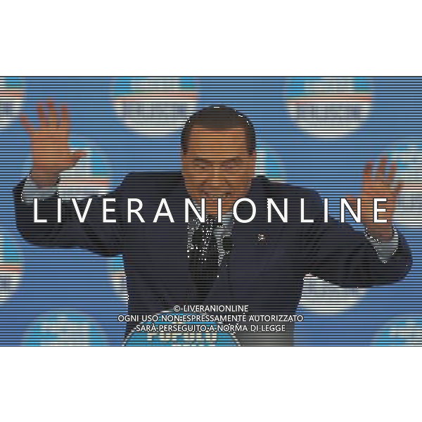 MILANO 18/2/2013 FIERAMILANOCITY COMIZIO ELETTORALE DEL POPOLO DELLA LIBERTA\' NELLA FOTO SILVIO BERLUSCONI FOTO ROMANO/AG ALDO LIERANI