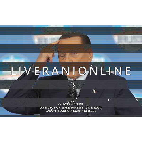 MILANO 18/2/2013 FIERAMILANOCITY COMIZIO ELETTORALE DEL POPOLO DELLA LIBERTA\' NELLA FOTO SILVIO BERLUSCONI FOTO ROMANO/AG ALDO LIERANI