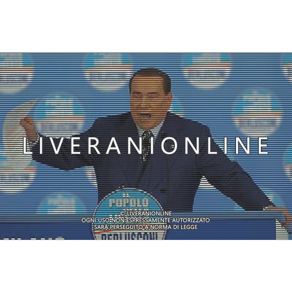 MILANO 18/2/2013 FIERAMILANOCITY COMIZIO ELETTORALE DEL POPOLO DELLA LIBERTA\' NELLA FOTO SILVIO BERLUSCONI FOTO ROMANO/AG ALDO LIERANI