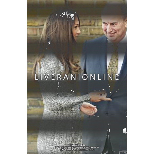 Duchess Of Cambridge arrives at Hope House for her visit, Clapham, London 19th February 2013 picture by Marc Larkin/Photoshot ©photoshot/AGENZIA ALDO LIVERANI SAS - ITALY ONLY - REALI INGLESI: Kate Middleton (incinta - gravidanza)Duchessa di Cambridge in visita alla casa della speranza a Clapham, Londra Inghilterra 19 febbraio 2013