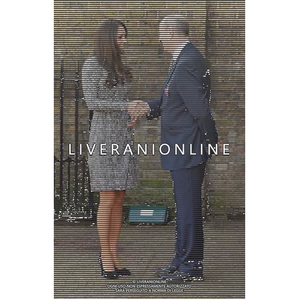 Duchess Of Cambridge arrives at Hope House for her visit, Clapham, London 19th February 2013 picture by Marc Larkin/Photoshot ©photoshot/AGENZIA ALDO LIVERANI SAS - ITALY ONLY - REALI INGLESI: Kate Middleton (incinta - gravidanza)Duchessa di Cambridge in visita alla casa della speranza a Clapham, Londra Inghilterra 19 febbraio 2013