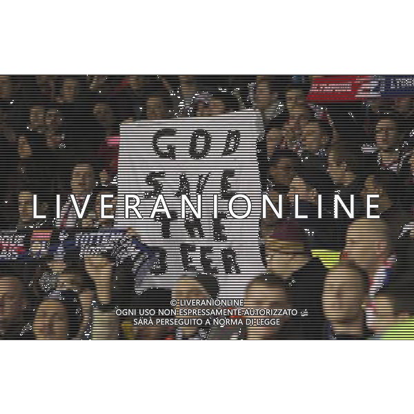Tottenham Hotspur\'s fans hold up a banner. Spurs Beat Lyon 2:1 Tottenham Hotspur 14/02/13 Tottenham Hotspur V Olympique Lyonnais 14/02/13 UEFA Europa League Photo: Richard Washbrooke Fotosports International AG ALDO LIVERANI S A S ONLY ITALY
