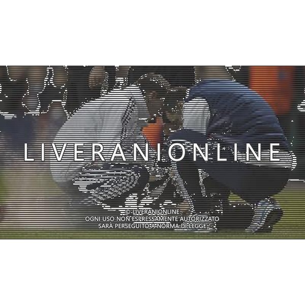 Olympique Lyonnais player received treatment with cold spray. Spurs beat Lyon 2:1 Tottenham Hotspur 14/02/13 Tottenham Hotspur V Olympique Lyonnais 14/02/13 UEFA Europa League Photo: Richard Washbrooke Fotosports International AG ALDO LIVERANI S A S ONLY ITALY