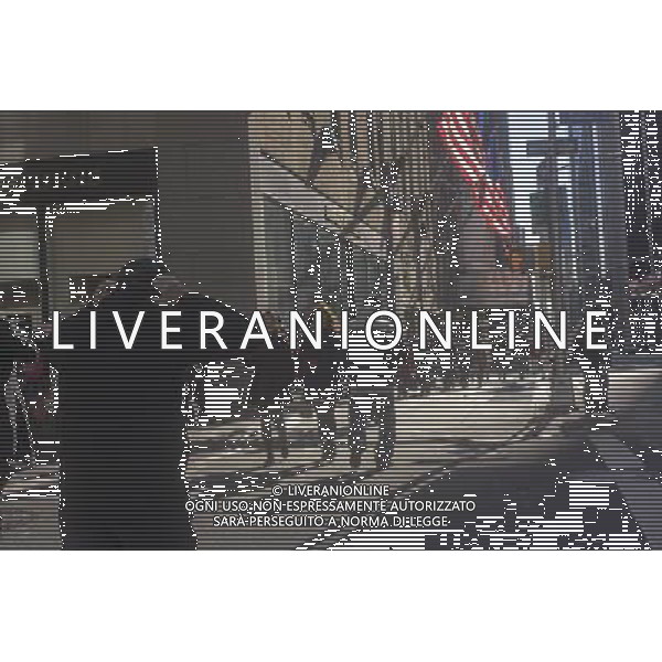 Pedestrians on Sixth Avenue in Midtown Manhattan in New York on Monday, February 18, 2013. (å Richard B. Levine) ©photoshot/AGENZIA ALDO LIVERANI SAS - ITALY ONLY - Veduta della citta\' di New York