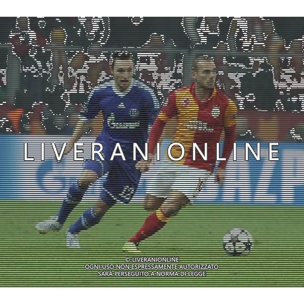 UEFA Champions League last sixteen first leg match between Galatasaray and Schalke 04 at Turk Telekom Arena Stadium in Istanbul on 20.02.2013 Pictured: Wesley Sneijder (R) of Galatasaray and Marco Höger of Schalke 04. pilka nozna liga mistrzow sezon 2012/2013 FOT.SESKIM PHOTO/NEWSPIX.PL TURKEY, GERMANY, AUSTRIA AND UK OUT !!! --- Newspix.pl AG ALDO LIVERANI S A S ONLY ITALY *** Local Caption *** www.newspix.pl mail us: info@newspix.pl call us: 0048 022 23 22 222 --- Polish Picture Agency by Ringier Axel Springer Poland