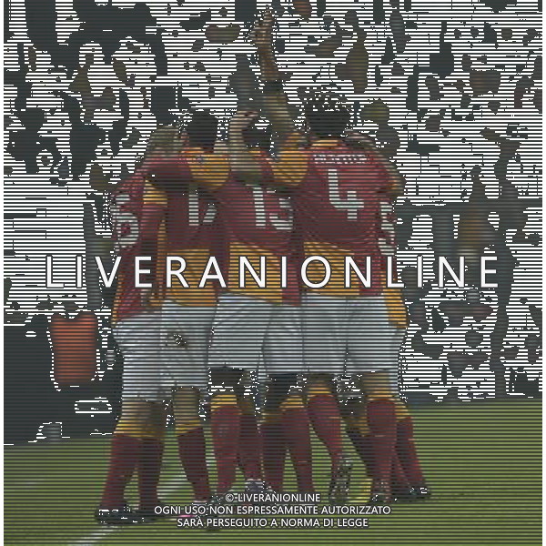 UEFA Champions League last sixteen first leg match between Galatasaray and Schalke 04 at Turk Telekom Arena Stadium in Istanbul on 20.02.2013 Pictured: Galatasaray\'s players celebrates after the score. pilka nozna liga europy sezon 2012/2013 FOT.SESKIM PHOTO/NEWSPIX.PL TURKEY, GERMANY, AUSTRIA AND UK OUT !!! --- Newspix.pl AG ALDO LIVERANI S A S ONLY ITALY *** Local Caption *** www.newspix.pl mail us: info@newspix.pl call us: 0048 022 23 22 222 --- Polish Picture Agency by Ringier Axel Springer Poland