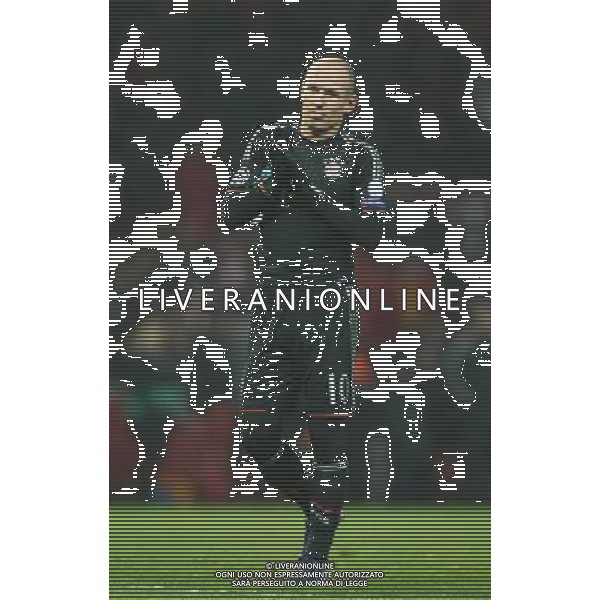 Bayern Munich\'s Arjen Robben Football - UEFA Champions League - round of 16 - First Leg - Arsenal London v Bayern Munich - 19th February 2013 - Emirates Stadium - London - UK Foto: Michal Zemanek / dla Newspix.pl LIGA MISTRZOW SEZON 2012/2013 PILKA NOZNA ARSENAL LONDYN vs BAYERN MONACHIUM --- Newspix.pl AG ALDO LIVERANI S A S ONLY ITALY *** Local Caption *** www.newspix.pl mail us: info@newspix.pl call us: 0048 022 23 22 222 --- Polish Picture Agency by Ringier Axel Springer Poland