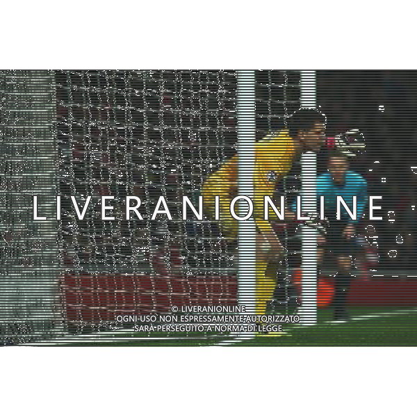 Arsenal\'s Wojciech Szczesny Football - UEFA Champions League - round of 16 - First Leg - Arsenal London v Bayern Munich - 19th February 2013 - Emirates Stadium - London - UK Foto: Michal Zemanek / dla Newspix.pl LIGA MISTRZOW SEZON 2012/2013 PILKA NOZNA ARSENAL LONDYN vs BAYERN MONACHIUM --- Newspix.pl AG ALDO LIVERANI S A S ONLY ITALY *** Local Caption *** www.newspix.pl mail us: info@newspix.pl call us: 0048 022 23 22 222 --- Polish Picture Agency by Ringier Axel Springer Poland