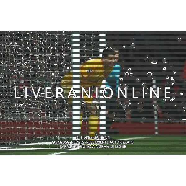 Arsenal\'s Wojciech Szczesny Football - UEFA Champions League - round of 16 - First Leg - Arsenal London v Bayern Munich - 19th February 2013 - Emirates Stadium - London - UK Foto: Michal Zemanek / dla Newspix.pl LIGA MISTRZOW SEZON 2012/2013 PILKA NOZNA ARSENAL LONDYN vs BAYERN MONACHIUM --- Newspix.pl AG ALDO LIVERANI S A S ONLY ITALY *** Local Caption *** www.newspix.pl mail us: info@newspix.pl call us: 0048 022 23 22 222 --- Polish Picture Agency by Ringier Axel Springer Poland