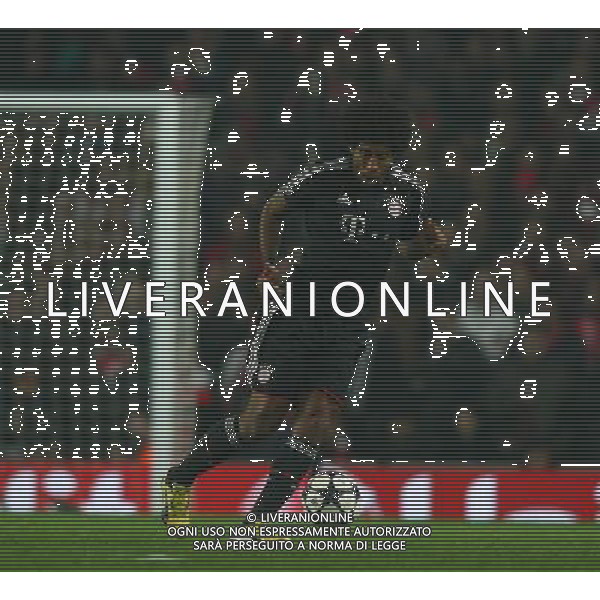 Bayern Munich\'s Dante Football - UEFA Champions League - round of 16 - First Leg - Arsenal London v Bayern Munich - 19th February 2013 - Emirates Stadium - London - UK Foto: Michal Zemanek / dla Newspix.pl LIGA MISTRZOW SEZON 2012/2013 PILKA NOZNA ARSENAL LONDYN vs BAYERN MONACHIUM --- Newspix.pl AG ALDO LIVERANI S A S ONLY ITALY *** Local Caption *** www.newspix.pl mail us: info@newspix.pl call us: 0048 022 23 22 222 --- Polish Picture Agency by Ringier Axel Springer Poland