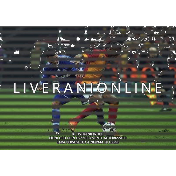 (130221) -- ISTANBUL, Feb 21, 2013 () -- Didier Drogba(R) of Galatasaray vies with Sead Kolasinac of FC Schalke 04 during an UEFA Champions League football match between Galatasaray and FC Schalke 04 at the Ali Samiyen stadium in Istanbul on February 20, 2013.(/Ma Yan)(ql) ©photoshot/AGENZIA ALDO LIVERANI SAS - ITALY ONLY - EDITORIAL USE ONLY