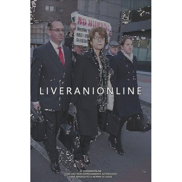 Vicky Pryce leaves South Crown Court after the jury failed to reach a verdict and the Judge dismissed the Jury. London ©photoshot/AGENZIA ALDO LIVERANI SAS - ITALY ONLY - Vicky Price, ex-moglie dell\'ex ministro britannico dell\'energia Chris Huhne, arriva a Southwark Crown Court di Londra