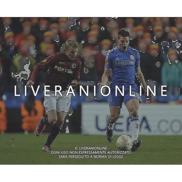 Stamford Bridge Chelsea v Sparta Prague (1-1, 2-1 agg) Europa League 21/02/13 Cesar Aspilicueta (Chelsea) Ladislav Krejci (Sparta) Photo: Roger Parker Fotosports International AG ALDO LIVERANI S A S ONLY ITALY