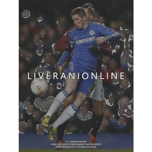 (130222) -- LONDON, Feb. 22, 2013 () -- Fernando Torres (front) of Chelsea vies with Ondrej Svejdik of Sparta Prague during the UEFA Europa League round of 32 second leg match between Chelsea and Sparta Prague at Stamford Bridge in London, Britain, on Feb. 21, 2013. The match ended with a 1-1 draw and Chelsea reached the last 16 with a 2-1 score in total. (/Wang Lili) AG ALDO LIVERANI S A S ONLY ITALY