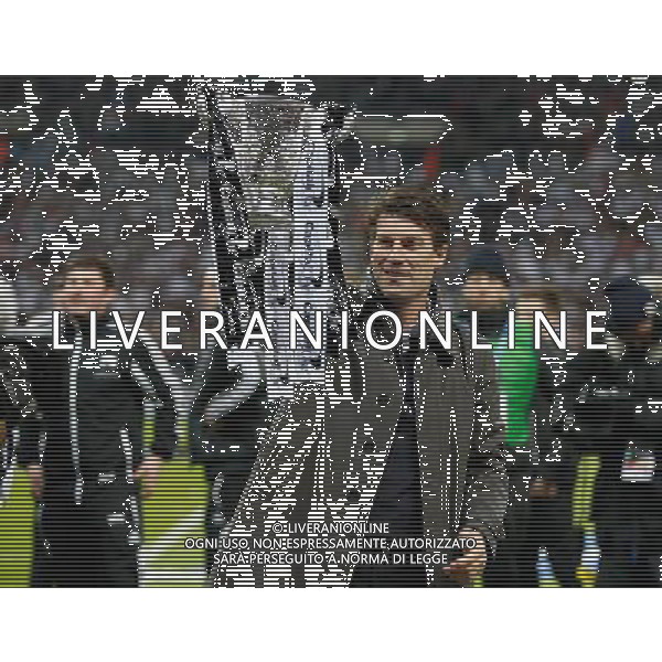 MICHAEL LAUDRUP WITH THE CUP BRADFORD CITY V SWANSEA CITY BRADFORD CITY V SWANSEA CITY CAPITAL ONE FOOTBALL LEAGUE CUP FINAL 2013 WEMBLEY STADIUM, LONDON, ENGLAND 24 February 2013 GAQ66105 CAPITAL ONE CUP FINAL 2013 WARNING! This Photograph May Only Be Used For Newspaper And/Or Magazine Editorial Purposes. May Not Be Used For Publications Involving 1 player, 1 Club Or 1 Competition Without Written Authorisation From Football DataCo Ltd. For Any Queries, Please Contact Football DataCo Ltd on +44 (0) 207 864 9121 ©photoshot/AGENZIA ALDO LIVERANI SAS - ITALY ONLY - EDITORIAL USE ONLY