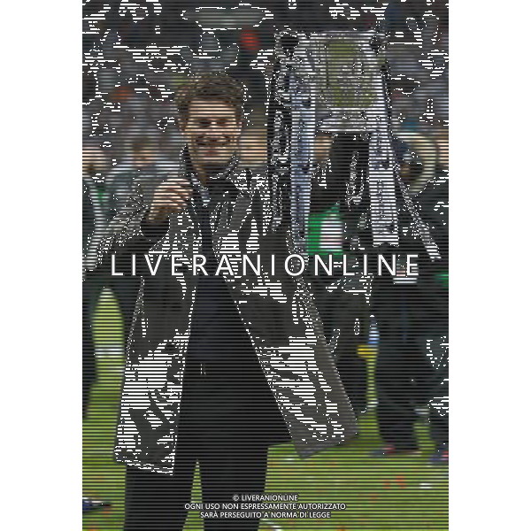 MICHAEL LAUDRUP WITH THE CUP BRADFORD CITY V SWANSEA CITY BRADFORD CITY V SWANSEA CITY CAPITAL ONE FOOTBALL LEAGUE CUP FINAL 2013 WEMBLEY STADIUM, LONDON, ENGLAND 24 February 2013 GAQ66104 CAPITAL ONE CUP FINAL 2013 WARNING! This Photograph May Only Be Used For Newspaper And/Or Magazine Editorial Purposes. May Not Be Used For Publications Involving 1 player, 1 Club Or 1 Competition Without Written Authorisation From Football DataCo Ltd. For Any Queries, Please Contact Football DataCo Ltd on +44 (0) 207 864 9121 ©photoshot/AGENZIA ALDO LIVERANI SAS - ITALY ONLY - EDITORIAL USE ONLY