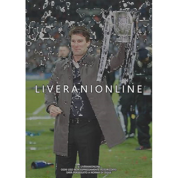 MICHAEL LAUDRUP WITH THE CUP BRADFORD CITY V SWANSEA CITY BRADFORD CITY V SWANSEA CITY CAPITAL ONE FOOTBALL LEAGUE CUP FINAL 2013 WEMBLEY STADIUM, LONDON, ENGLAND 24 February 2013 GAQ66101 CAPITAL ONE CUP FINAL 2013 WARNING! This Photograph May Only Be Used For Newspaper And/Or Magazine Editorial Purposes. May Not Be Used For Publications Involving 1 player, 1 Club Or 1 Competition Without Written Authorisation From Football DataCo Ltd. For Any Queries, Please Contact Football DataCo Ltd on +44 (0) 207 864 9121 ©photoshot/AGENZIA ALDO LIVERANI SAS - ITALY ONLY - EDITORIAL USE ONLY