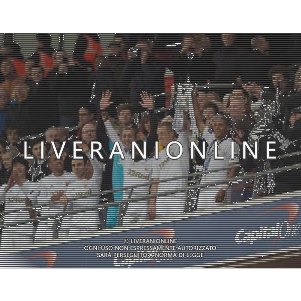 SWANSEA LIFT THE TROPHY BRADFORD CITY V SWANSEA CITY BRADFORD CITY V SWANSEA CITY CAPITAL ONE FOOTBALL LEAGUE CUP FINAL 2013 WEMBLEY STADIUM, LONDON, ENGLAND 24 February 2013 GAQ66099 CAPITAL ONE CUP FINAL 2013 WARNING! This Photograph May Only Be Used For Newspaper And/Or Magazine Editorial Purposes. May Not Be Used For Publications Involving 1 player, 1 Club Or 1 Competition Without Written Authorisation From Football DataCo Ltd. For Any Queries, Please Contact Football DataCo Ltd on +44 (0) 207 864 9121 ©photoshot/AGENZIA ALDO LIVERANI SAS - ITALY ONLY - EDITORIAL USE ONLY