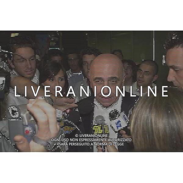 MILANO,14-07-04 DFP/FOTO GIORGIO RAVEZZANI LINATE: ARRIVO HERNAN CRESPO ADRIANO GALLIANI AG ALDO LIVERANI S A S