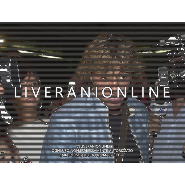 MILANO,14-07-04 DFP/FOTO GIORGIO RAVEZZANI LINATE: ARRIVO HERNAN CRESPO AG ALDO LIVERANI S A S
