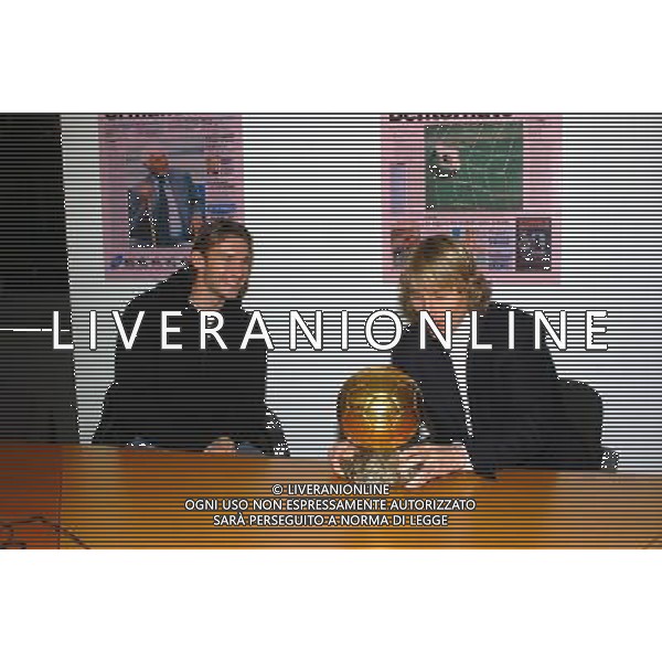 MILANO,16-12-04 DFP/FOTO GIORGIO RAVEZZANI PAVEL NEDVED - ANDRIY SHEVCHENKO IN GAZZETTA AG ALDO LIVERANI S A S