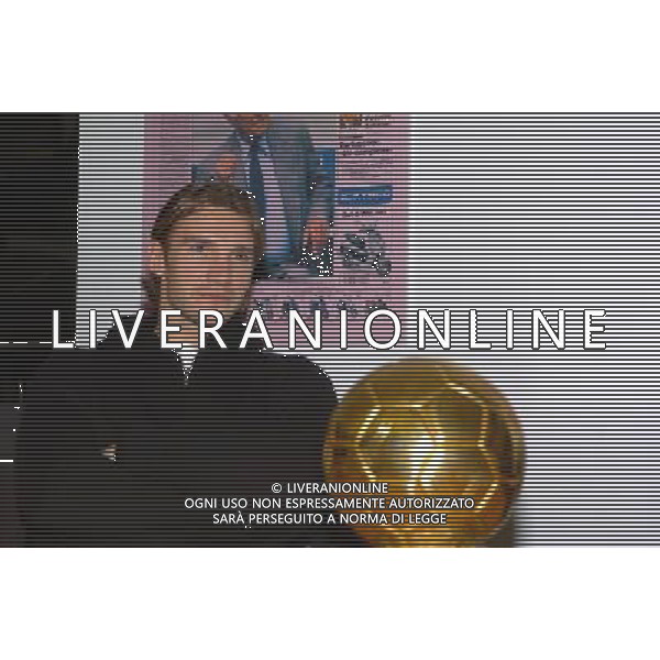 MILANO,16-12-04 DFP/FOTO GIORGIO RAVEZZANI PAVEL NEDVED - ANDRIY SHEVCHENKO IN GAZZETTA AG ALDO LIVERANI S A S