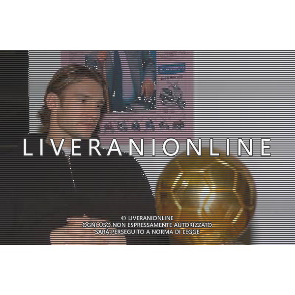 MILANO,16-12-04 DFP/FOTO GIORGIO RAVEZZANI PAVEL NEDVED - ANDRIY SHEVCHENKO IN GAZZETTA AG ALDO LIVERANI S A S