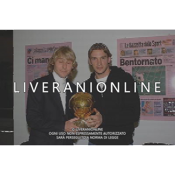 MILANO,16-12-04 DFP/FOTO GIORGIO RAVEZZANI PAVEL NEDVED - ANDRIY SHEVCHENKO IN GAZZETTA AG ALDO LIVERANI S A S