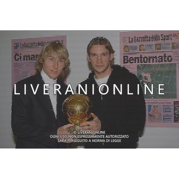 MILANO,16-12-04 DFP/FOTO GIORGIO RAVEZZANI PAVEL NEDVED - ANDRIY SHEVCHENKO IN GAZZETTA AG ALDO LIVERANI S A S
