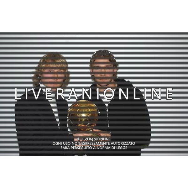 MILANO,16-12-04 DFP/FOTO GIORGIO RAVEZZANI PAVEL NEDVED - ANDRIY SHEVCHENKO IN GAZZETTA AG ALDO LIVERANI S A S