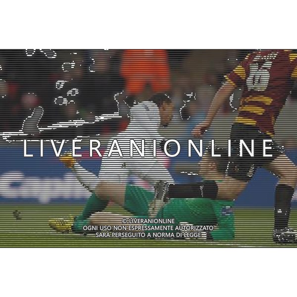 MATT DUKE TRIPS JONATHAN DE GUZMAN BRADFORD CITY V SWANSEA CITY BRADFORD CITY V SWANSEA CITY CAPITAL ONE FOOTBALL LEAGUE CUP FINAL 2013 WEMBLEY STADIUM, LONDON, ENGLAND 24 February 2013 GAQ66089 CAPITAL ONE CUP FINAL 2013 WARNING! This Photograph May Only Be Used For Newspaper And/Or Magazine Editorial Purposes. May Not Be Used For Publications Involving 1 player, 1 Club Or 1 Competition Without Written Authorisation From Football DataCo Ltd. For Any Queries, Please Contact Football DataCo Ltd on +44 (0) 207 864 9121