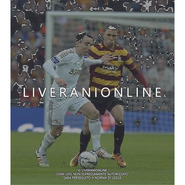 Wembley Stadium Bradford city v Swansea City Capital One Cup Final 24/02/2013 Nanki Wells (Bradford City)Leon Britton (Swansea) Photo: Roger Parker Fotosports International ©PHOTOSHOT/AGENZIA ALDO LIVERANI SAS - ITALY ONLY - EDITORIAL USE ONLY