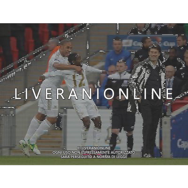 NATHAN DYER CELEBRATES IN FRONT OF MICHAEL LAUDRUP BRADFORD CITY V SWANSEA CITY BRADFORD CITY V SWANSEA CITY CAPITAL ONE FOOTBALL LEAGUE CUP FINAL 2013 WEMBLEY STADIUM, LONDON, ENGLAND 24 February 2013 GAQ66068 CAPITAL ONE CUP FINAL 2013 WARNING! This Photograph May Only Be Used For Newspaper And/Or Magazine Editorial Purposes. May Not Be Used For Publications Involving 1 player, 1 Club Or 1 Competition Without Written Authorisation From Football DataCo Ltd. For Any Queries, Please Contact Football DataCo Ltd on +44 (0) 207 864 9121