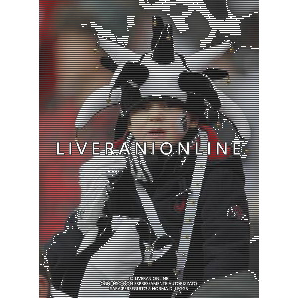 SWANSEA CITY FAN BRADFORD CITY V SWANSEA CITY BRADFORD CITY V SWANSEA CITY CAPITAL ONE FOOTBALL LEAGUE CUP FINAL 2013 WEMBLEY STADIUM, LONDON, ENGLAND 24 February 2013 GAQ66067 CAPITAL ONE CUP FINAL 2013 WARNING! This Photograph May Only Be Used For Newspaper And/Or Magazine Editorial Purposes. May Not Be Used For Publications Involving 1 player, 1 Club Or 1 Competition Without Written Authorisation From Football DataCo Ltd. For Any Queries, Please Contact Football DataCo Ltd on +44 (0) 207 864 9121