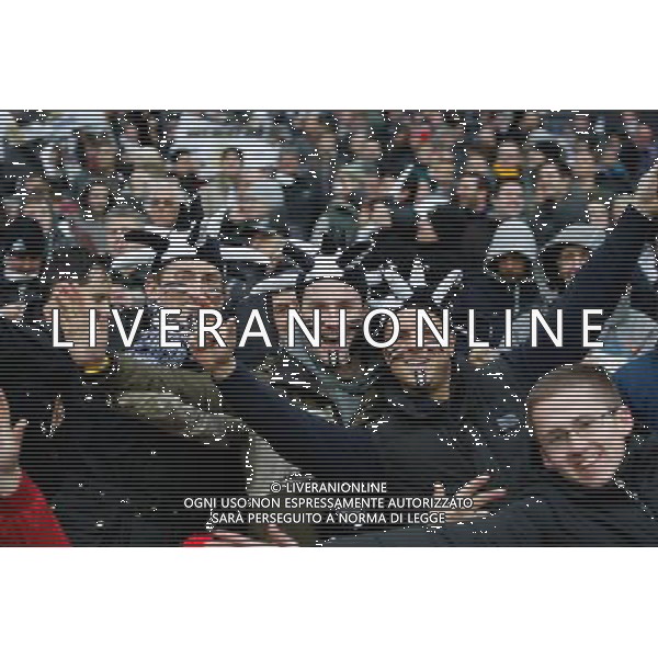 SWANSEA CITY FANS BRADFORD CITY V SWANSEA CITY BRADFORD CITY V SWANSEA CITY CAPITAL ONE FOOTBALL LEAGUE CUP FINAL 2013 WEMBLEY STADIUM, LONDON, ENGLAND 24 February 2013 GAQ66065 CAPITAL ONE CUP FINAL 2013 WARNING! This Photograph May Only Be Used For Newspaper And/Or Magazine Editorial Purposes. May Not Be Used For Publications Involving 1 player, 1 Club Or 1 Competition Without Written Authorisation From Football DataCo Ltd. For Any Queries, Please Contact Football DataCo Ltd on +44 (0) 207 864 9121