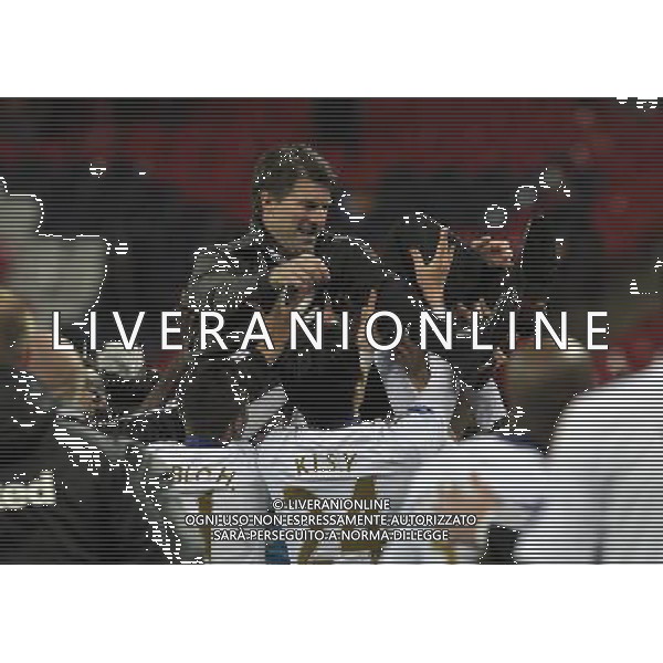 Wembley Stadium Bradford city v Swansea City (0-5) Capital One Cup Final 24/02/2013 Swansea manager Michael Laudrup gets the bumps from his team after they win the Capital One Cup Photo: Roger Parker Fotosports International ©PHOTOSHOT/AGENZIA ALDO LIVERANI SAS - ITALY ONLY - EDITORIAL USE ONLY