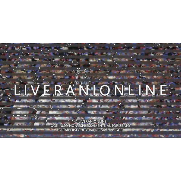 Wembley Stadium Bradford city v Swansea City (0-5) Capital One Cup Final 24/02/2013 Swansea are showered in confetti as they lift the Capital One Cup Photo: Roger Parker Fotosports International ©PHOTOSHOT/AGENZIA ALDO LIVERANI SAS - ITALY ONLY - EDITORIAL USE ONLY