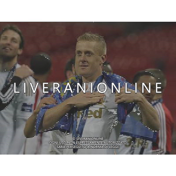 Wembley Stadium Bradford city v Swansea City (0-5) Capital One Cup Final 24/02/2013 Garry Monk (Swansea) celebrates after winning the Capital One Cup Photo: Roger Parker Fotosports International ©PHOTOSHOT/AGENZIA ALDO LIVERANI SAS - ITALY ONLY - EDITORIAL USE ONLY