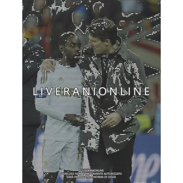 Wembley Stadium Bradford city v Swansea City (0-5) Capital One Cup Final 24/02/2013 Swansea manager Michael Laudrup gives Man of the Match and scorer of two goals Nathan Dyer a hug as he is substituted, before getting the chance to be the first player to score a hat-trick in the League Cup Final Photo: Roger Parker Fotosports International ©PHOTOSHOT/AGENZIA ALDO LIVERANI SAS - ITALY ONLY - EDITORIAL USE ONLY