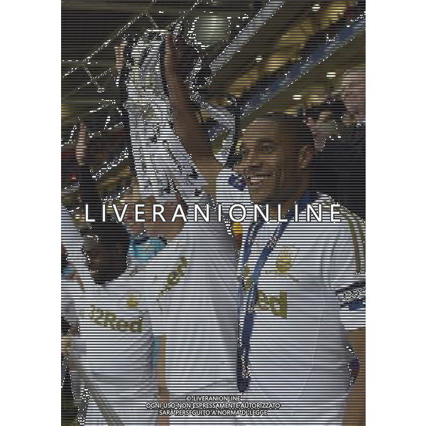 Wembley Stadium Bradford city v Swansea City (0-5) Capital One Cup Final 24/02/2013 Swansea\'s Glenn Monk and Ashley Williams lift the Capital One Cup Photo: Fotosports International/Pool ©PHOTOSHOT/AGENZIA ALDO LIVERANI SAS - ITALY ONLY - EDITORIAL USE ONLY