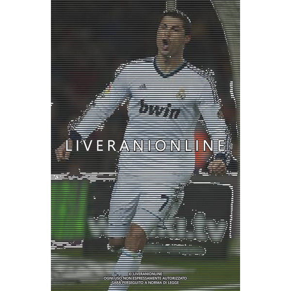 (130227) -- BARCELONA , Feb. 27, 2013 () -- Cristiano Ronaldo of Real Madrid celebrates scoring during the Spanish King\'s Cup semifinal second round match against Barcelona at Camp Nou stadium in Barcelona, on Feb. 26, 2013. Real Madrid won 3-1 and advanced to the final with 4-2 after two rounds. (/Xie Haining) ©photoshot/AGENZIA ALDO LIVERANI SAS - ITALY ONLY - Barcellona - Real Madrid partita semifinale secondo turno della Coppa del Re al Camp Nou di Barcellona, Spagnal 26 febbraio 2013. Il Real Madrid ha vinto 3-1