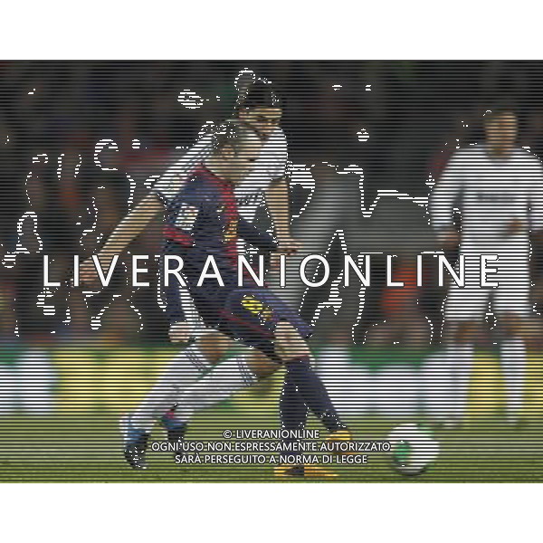 FC Barcelona\'s Andres Iniesta (f) and Real Madrid\'s Sami Khedira during Copa del Rey - King\'s Cup semifinal second match.February 26,2013. (ALFAQUI/Acero) AG ALDO LVERANI S A S ONLY ITALY